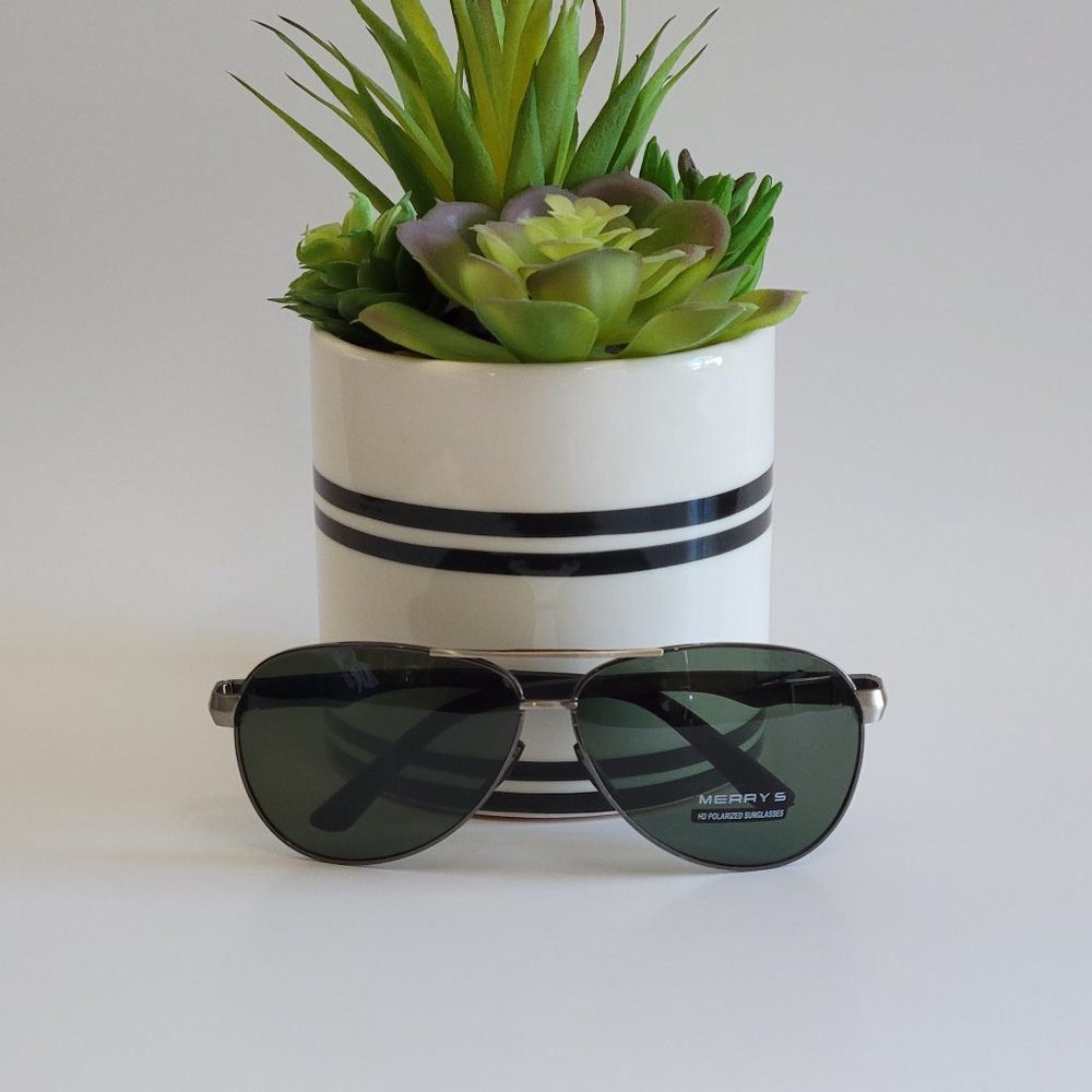 MERRYS DESIGN Mens HD Polarized UV400 Classic Aviator Sunglasses NEW